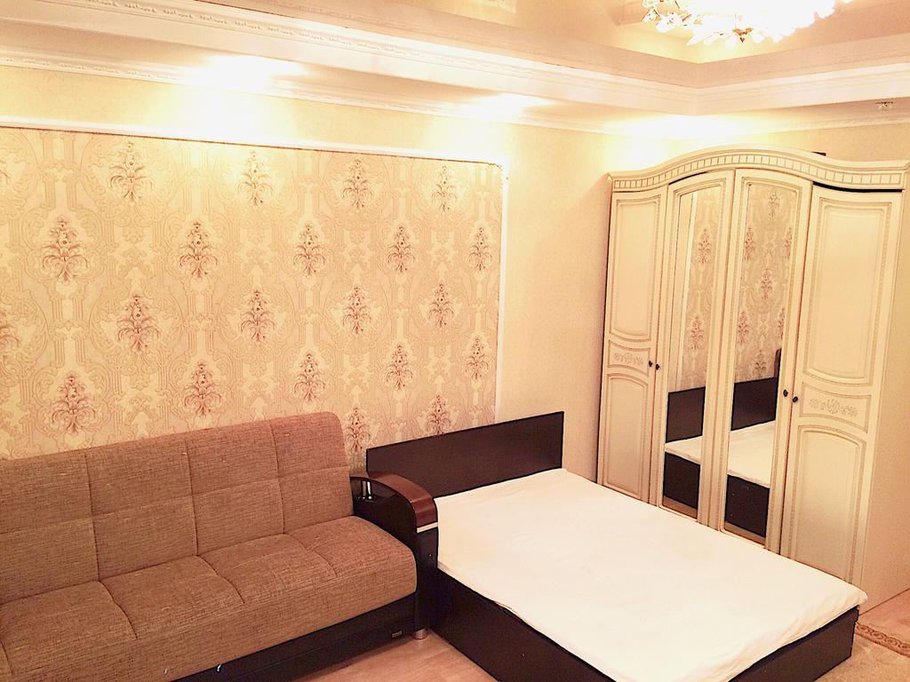Vremena Goda Apartment In Astana Екстер'єр фото
